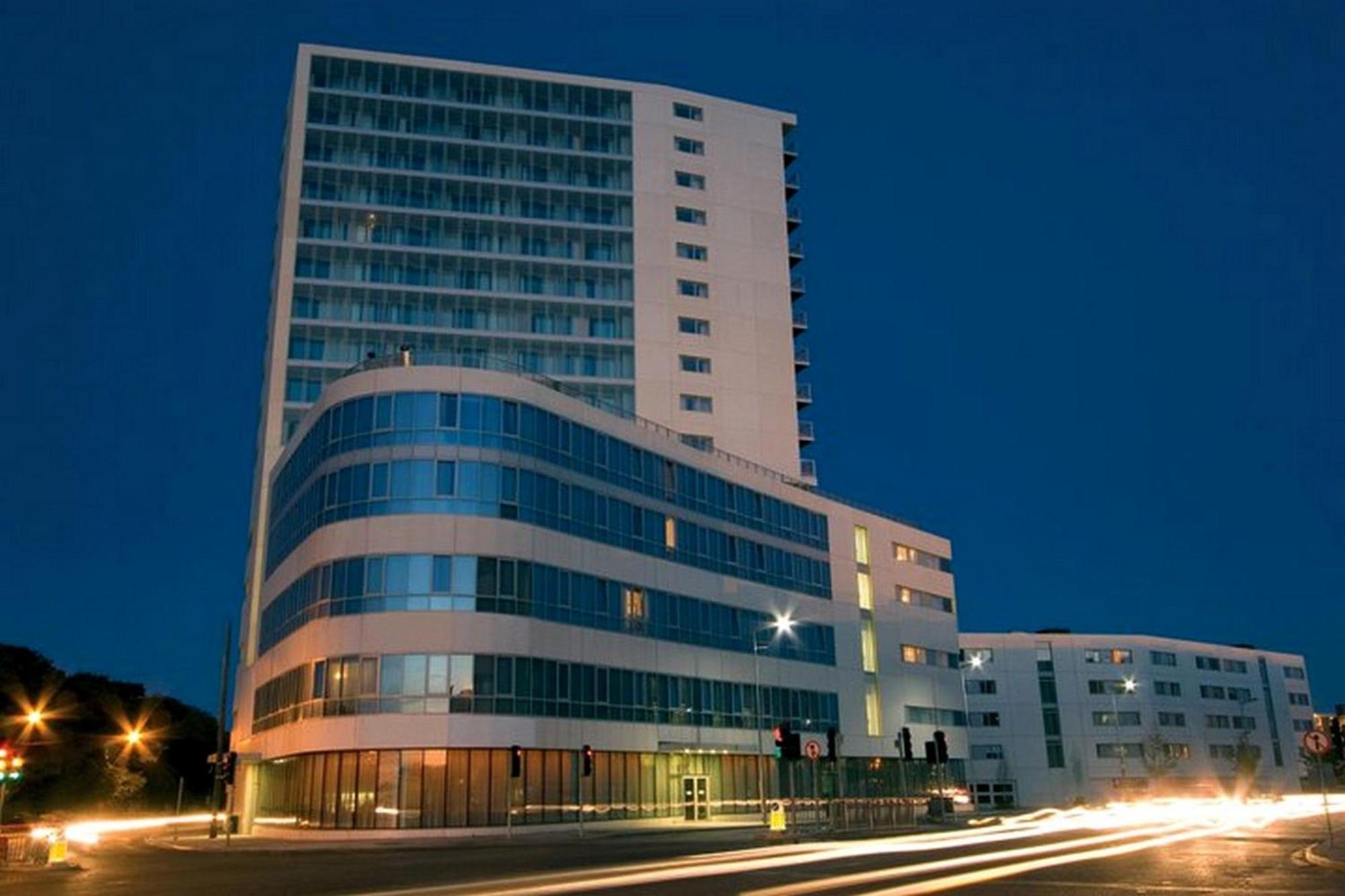 Metro Apartments Dublin Airport Exterior photo